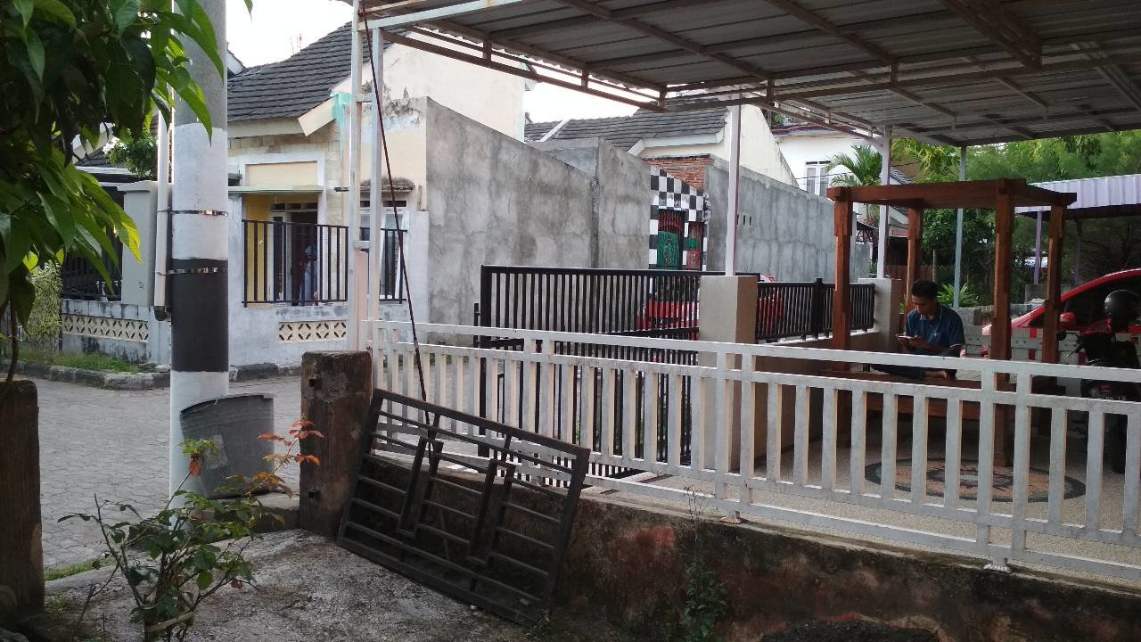img-1530761530.jpg