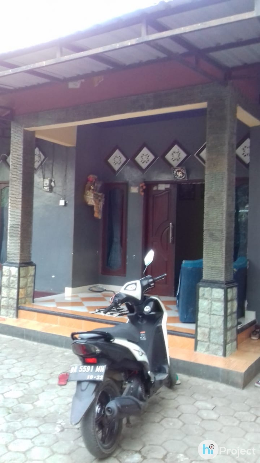 img-1531993628.jpg