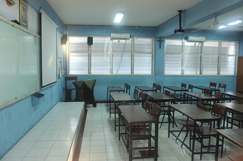 img-1532858899.jpg