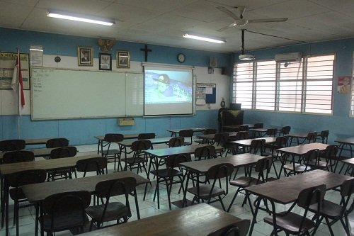 img-1532858929.jpg