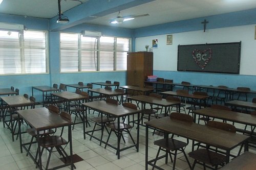 img-1532858944.jpg
