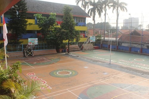 img-1532859763.jpg