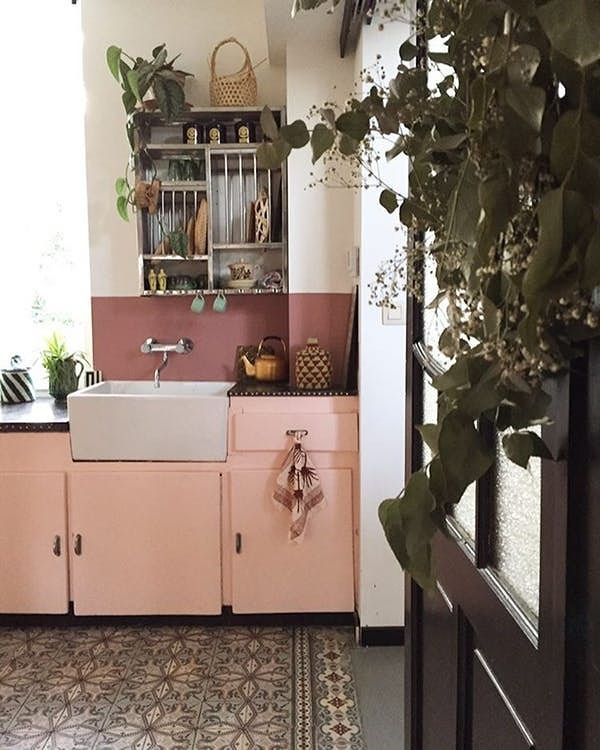 Ide Dekorasi Dapur Warna Pink Yang Manis 