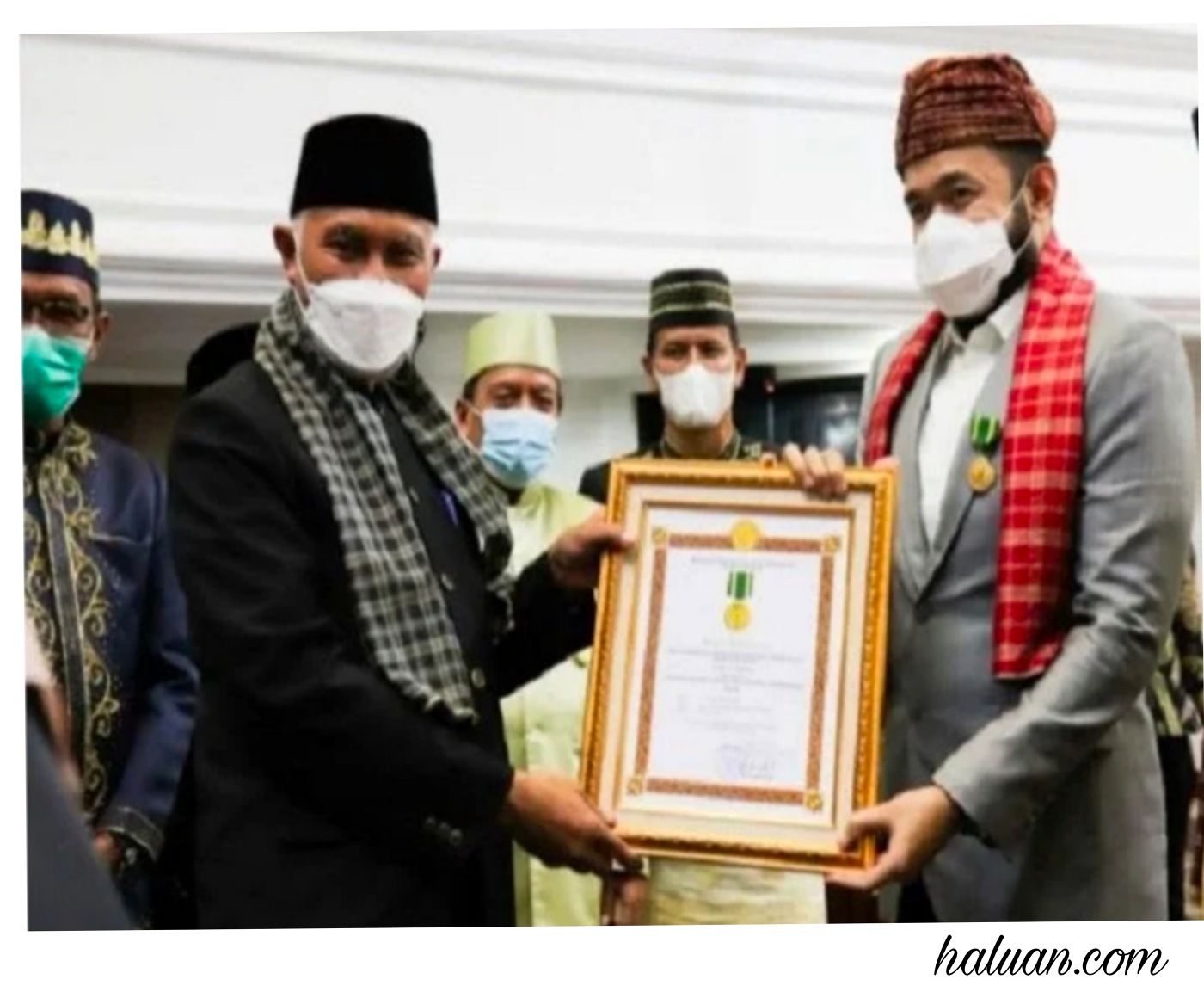 Fokus Kembangkan Koperasi Syariah, Walikota Ini Mendapat Penghargaan dari Kemenkop UKM