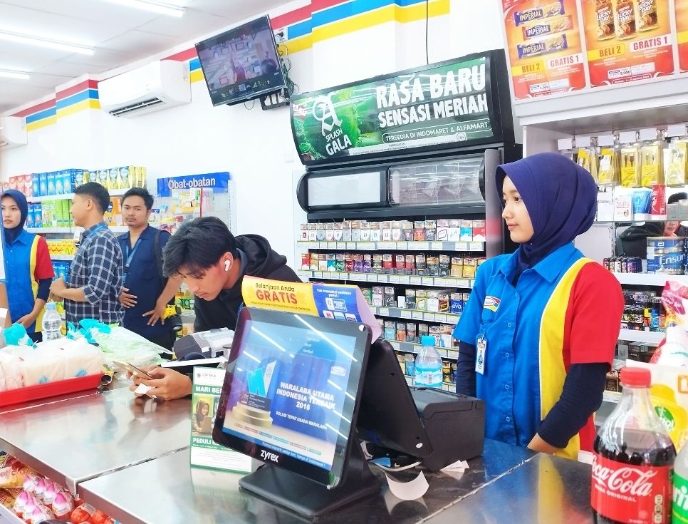 MINIMARKET KOPERASI, MINIMARKET KAPITALIS, DAN JALAN ALTERNATIF KDMP