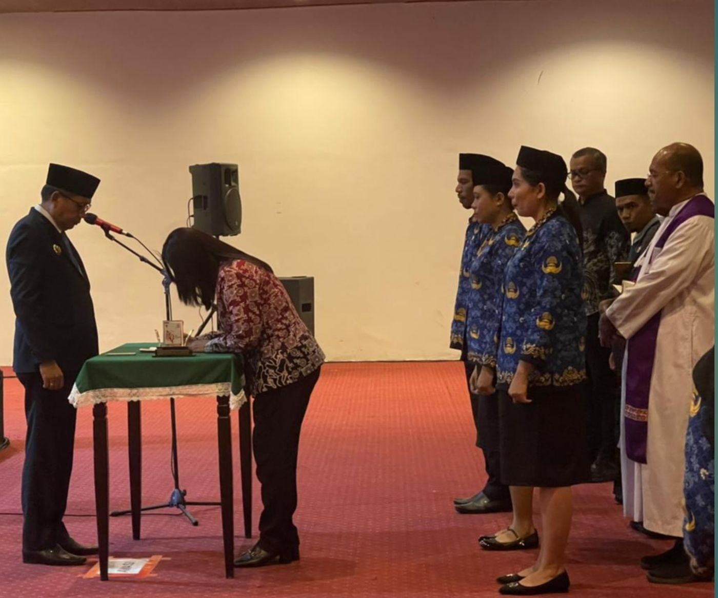 Walikota Ambon : ASN Malas Cukup Setahun, yang Berintegritas Akan Bertahan