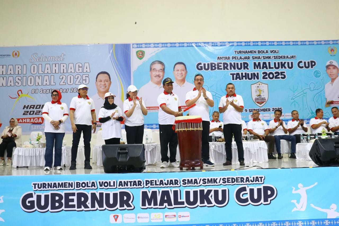 Gubernur Maluku Tutup Turnamen Voli Pelajar di Puncak Haornas 2025