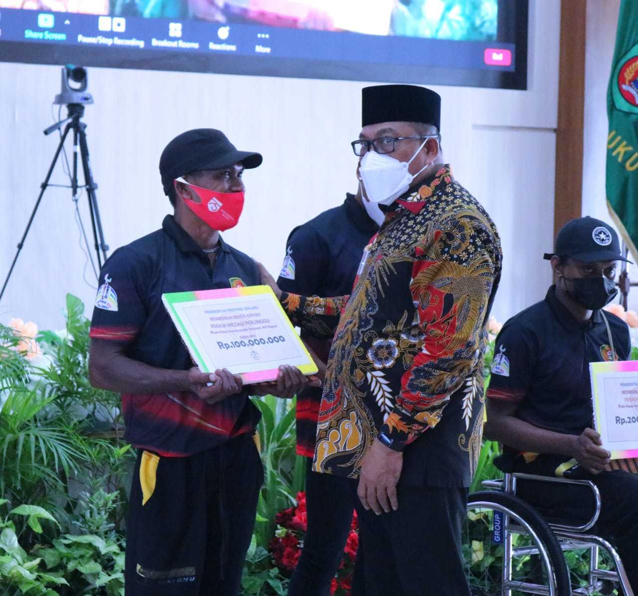 Pemprov Maluku Beri Bonus Atlet Berprestasi di Ajang PON XX dan PEPARNAS XVI Papua Tahun 2021