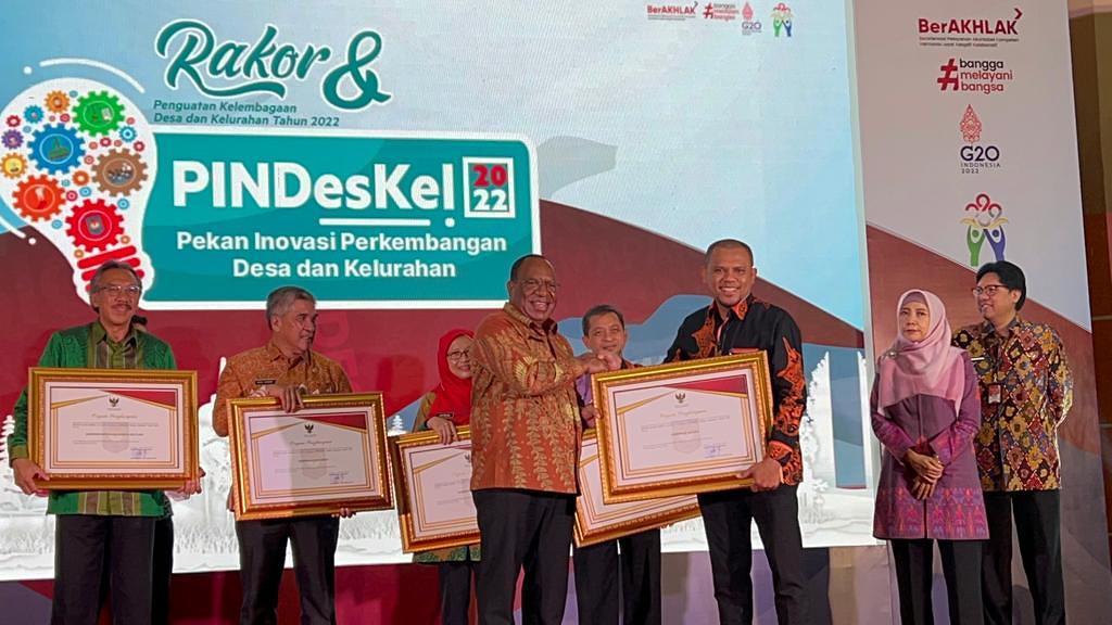 Gubernur Maluku Terima Penghargaan Upakarya Nugraha Tahun 2022
