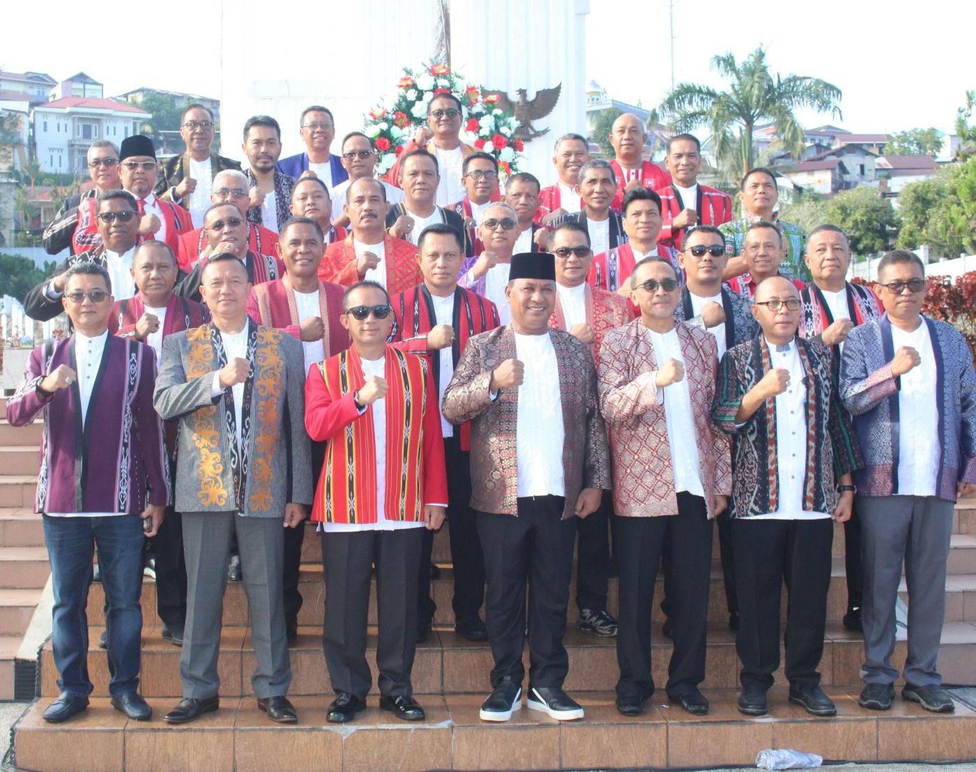 JELANG HARI PATTIMURA KE-208, WAGUB PIMPIN UPACARA ZIARAH DI TMP KAPAHAHA AMBON