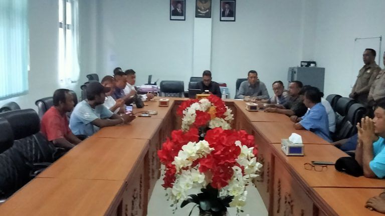 KOMISI III DPRD KOTA AMBON MINTA DISHUB TERBUKA SOAL JALUR ANGKOT