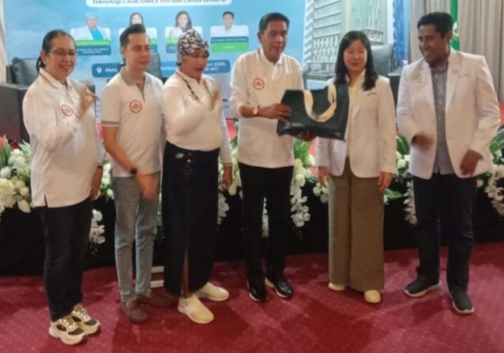 PERINGATI HARI BHAKTI DOKTER KE 117, WALIKOTA AMBON BUKA SEMINAR PUBLIK 