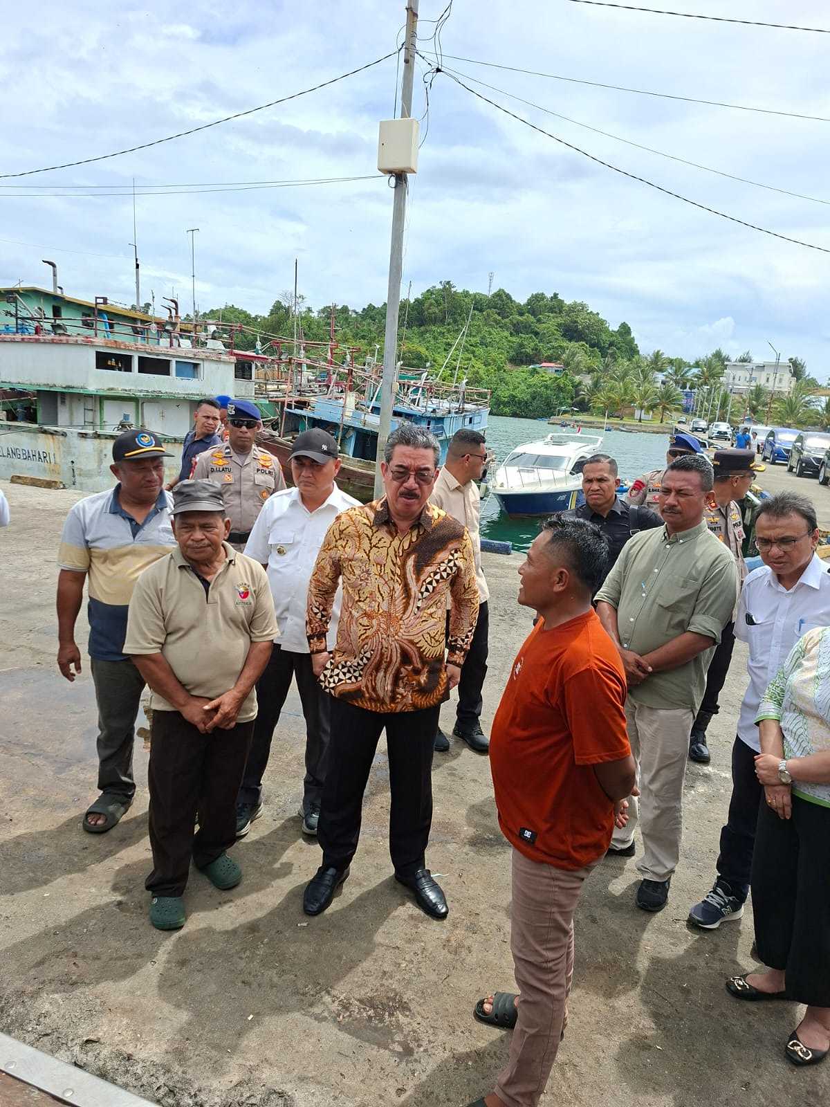 Gubernur Lewerissa Tinjau Pelabuhan Dobo: Aru Jadi Harapan Baru Perikanan Maluku