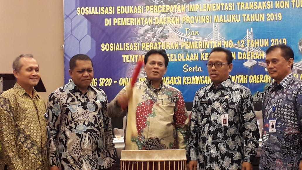 Pemprov Maluku Sosialisasi Edukasi Percepatan Implementasi Transaksi Non Tunai dan PP No. 12 Tahun 2019. 