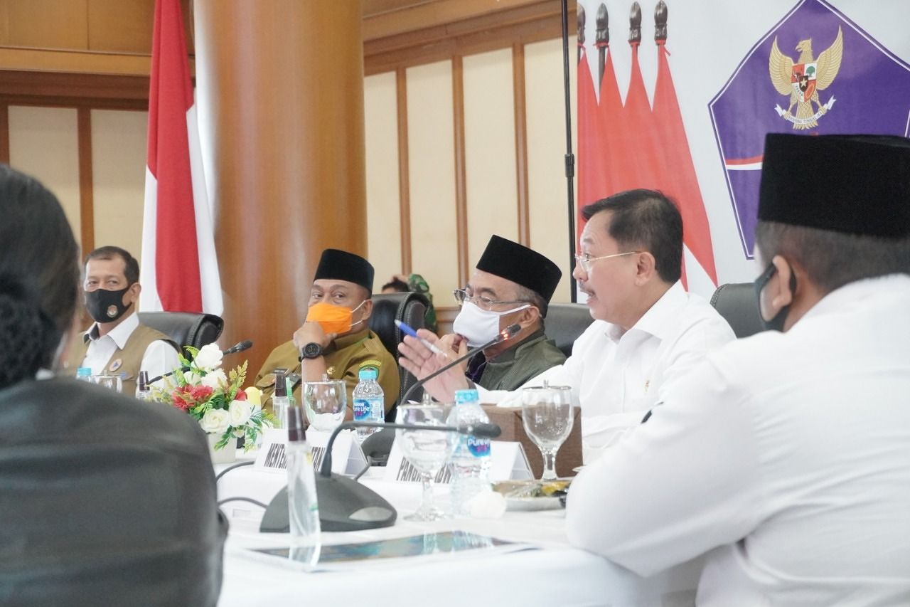 Rakor Bersama Meteri, Murad Ismail Lapor Masalah Penanganan Covid-19 di Maluku 