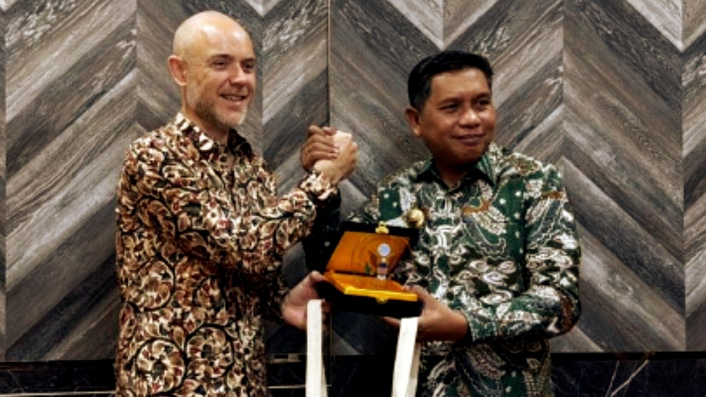 Wali Kota Ambon Terima Konjen AS, Bahas Peluang Kerja Sama Strategis