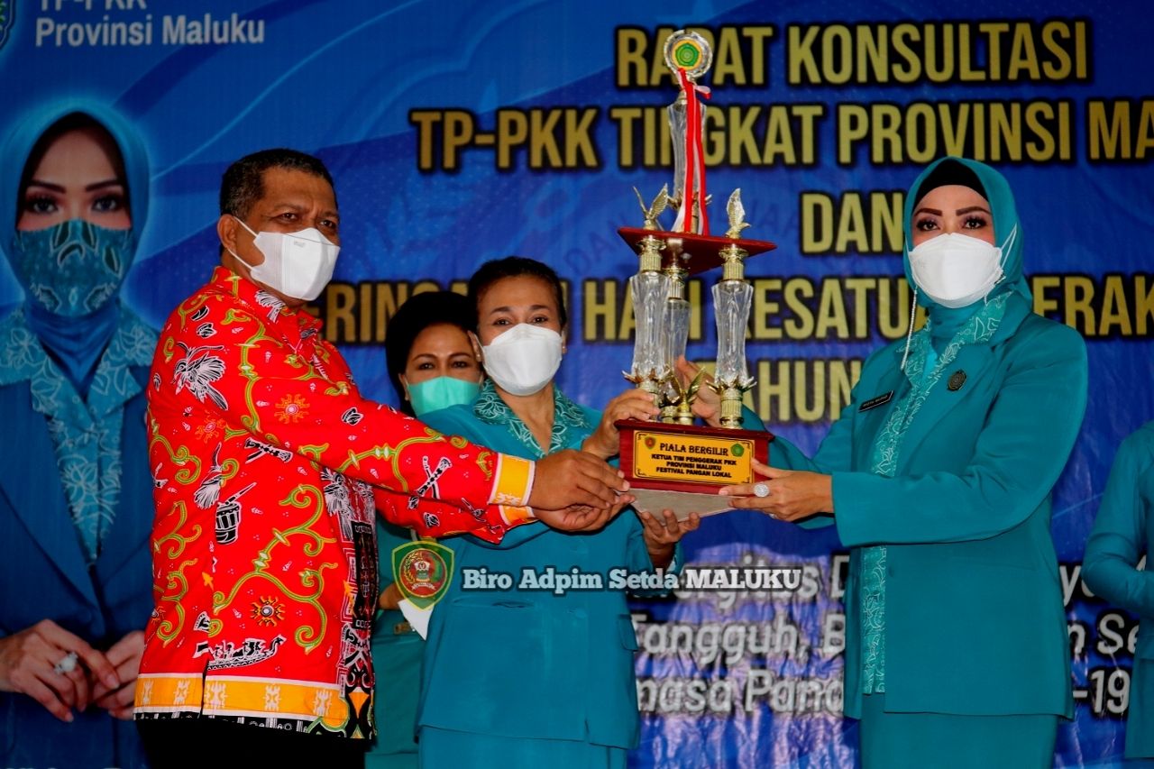 Kota Ambon Juara Umum Lomba Festival Pangan Lokal B2SA Provinsi Maluku
