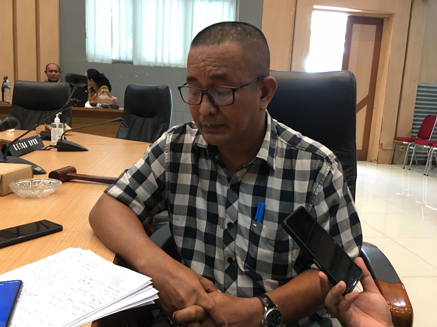 NIKIJUKUW : BAPENPERDA DPRD KOTA AMBON INVENTARISASI PERDA YANG TAK RELEVANSI DENGAN KEBUTUHAN MASYARAKAT