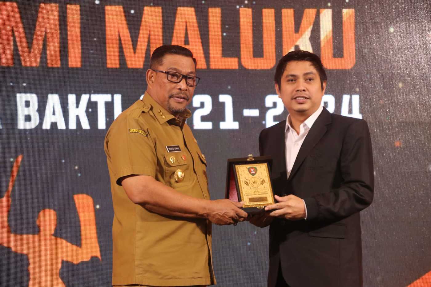 Gubernur Lantik Pengurus HIPMI Maluku