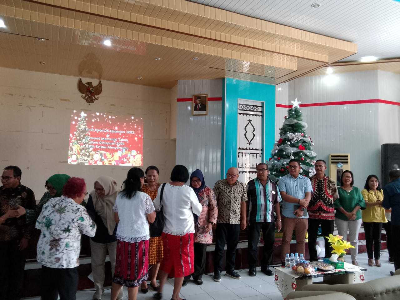 Sangadji Minta ASN Lingkup Dikbud Maluku Tingkat Etos Kerja Dibarengi Semangat Natal 