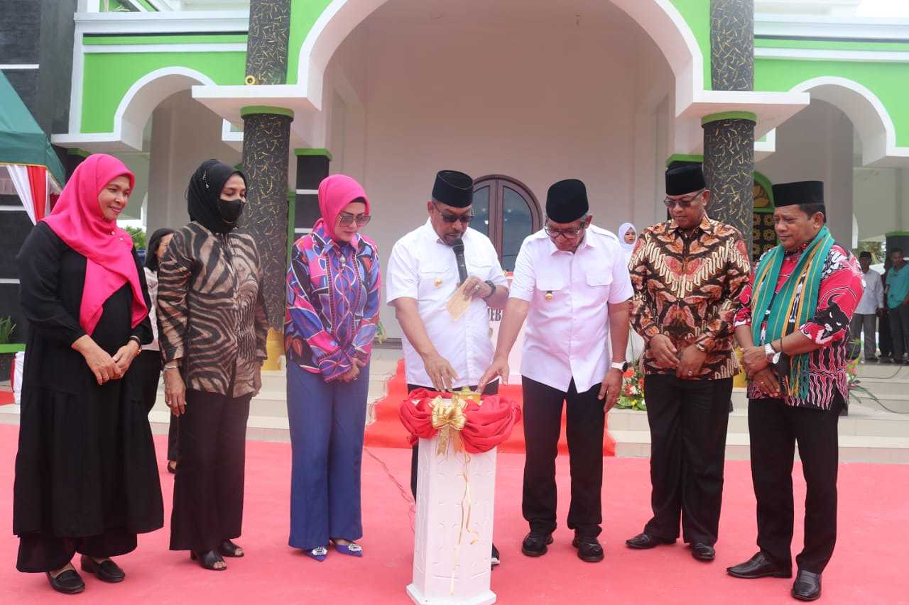 Gubernur Maluku Resmi Masjid Al-Anshor Ohoi Dunwahan
