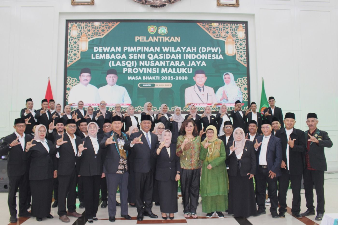 MAYA BABY LEWERISSA DIKUKUHKAN JADI BUNDA GENRE PROVINSI MALUKU