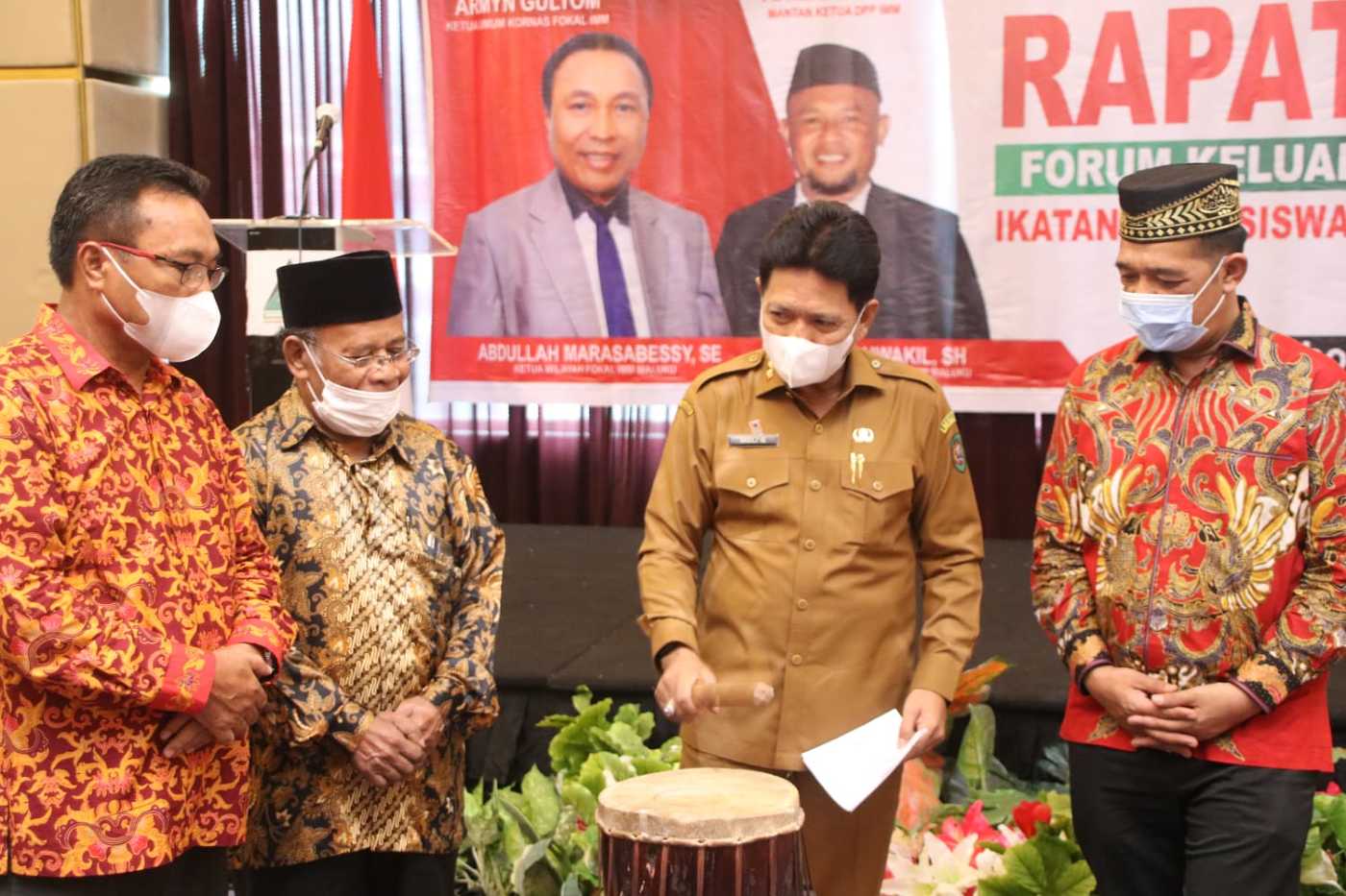 Penjabat Sekda Sadali Ie Buka Rakerwil Fokal IMM Maluku