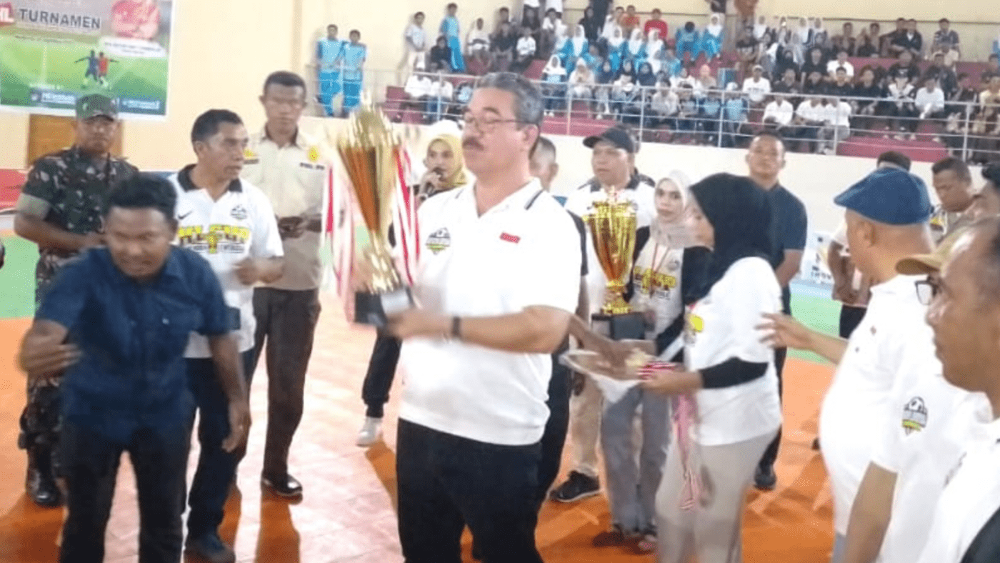 Gubernur Maluku Tutup HL Futsal Cup 2025 di Namlea