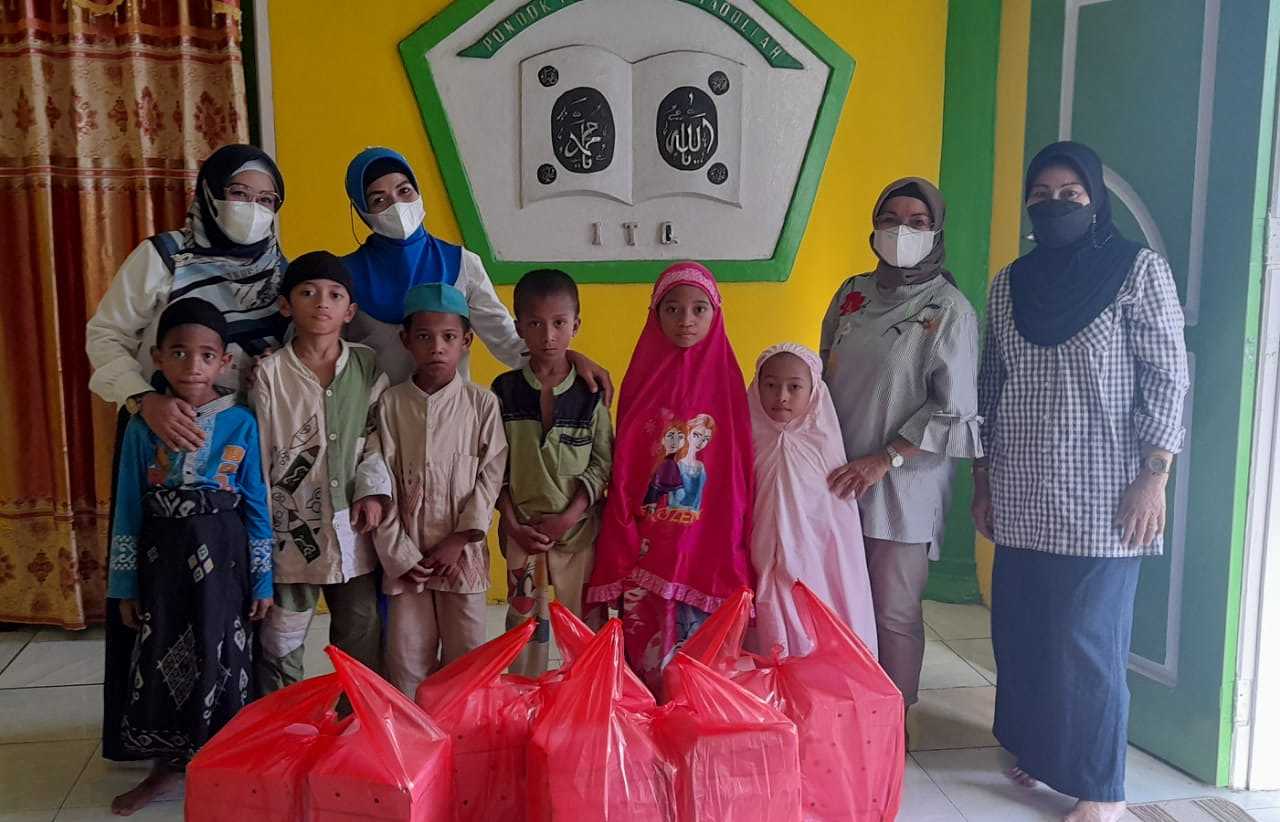 Puasa Hari ke-5, MT Nur Asiah  Salurkan Paket Buka Puasa Ke Yayasan, Panti Asuhan