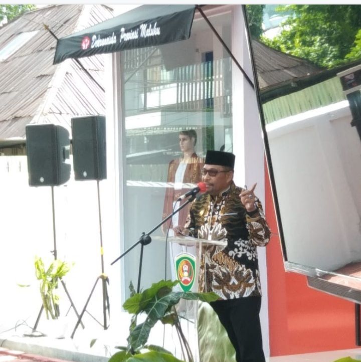 Gubernur  Resmikan Galeri, Cafe,  Mini Outlet Dekranasda Maluku  Promosi Produk IKM