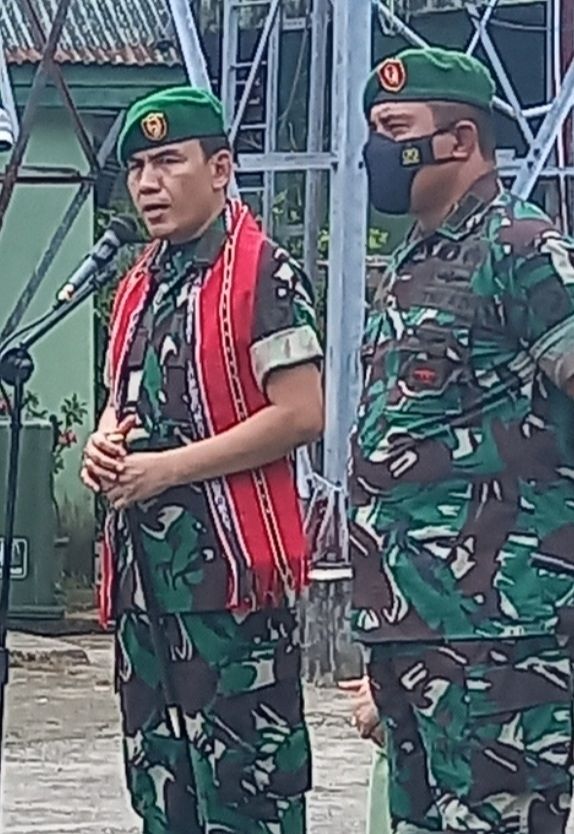 KODIM 1504/AMBON,  LEPAS SOUMOKIL-KEL  DENGAN LAGU GANDONG