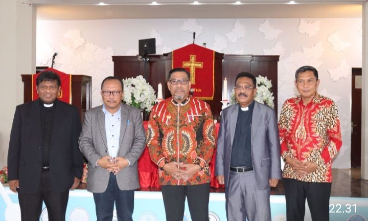 Gubernur : Gereja Hadir Perjuangkan Kepentingan Rakyat 