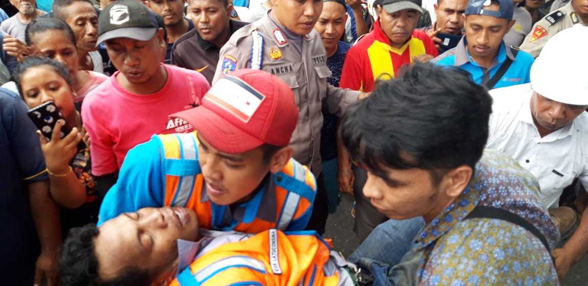 Tersengat Listrik, Latuconsina Dilarikan ke Rumah Sakit Otoquyk