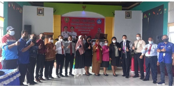 KADIS SECARA RESMI BUKA UKK SMK SE-KOTA AMBON  DI SMK N 7