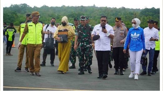 PRESIDEN KEMBALI KUNJUNGI MALUKU DI MALRA, GUBERNUR BERTOLAK MENUNGGU KEDATANGAN RI SATU