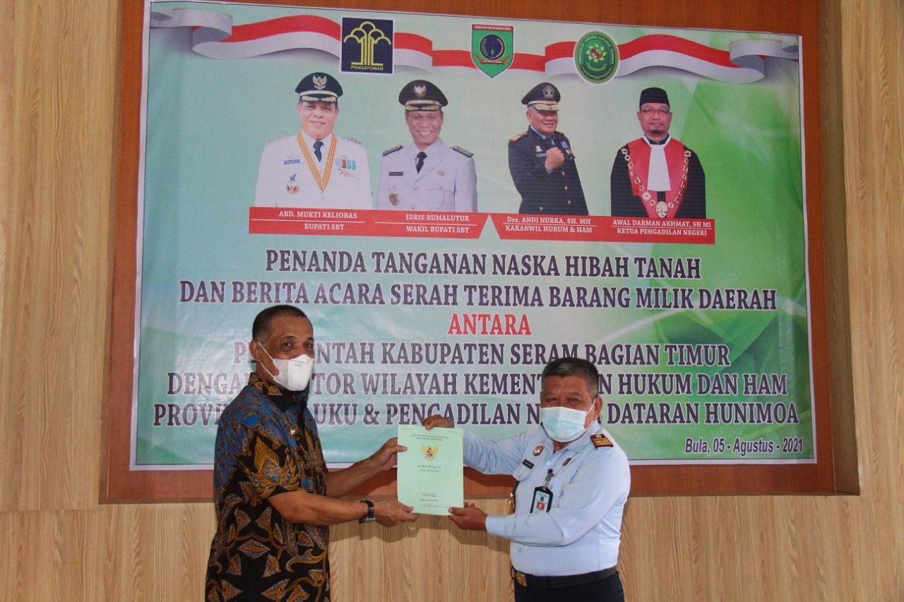 KAKANWIL MALUKU TINJAU LOKASI HIBAH PEMBANGUNAN LAPAS KELAS III GESER D