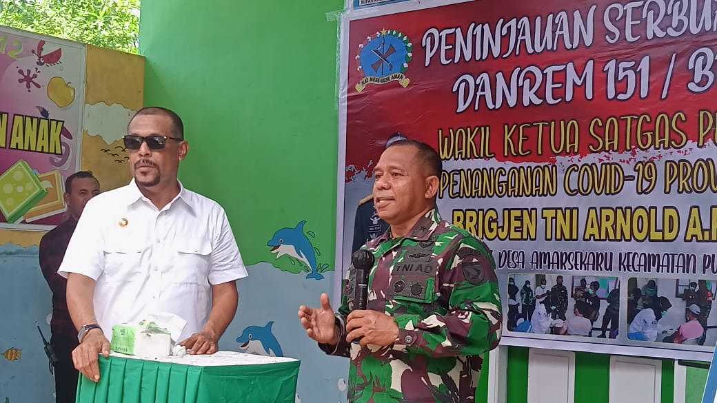 Dorong  Program Percepatan  Vaksinasi, Danrem  Tinjau Vaksinasi di SBT