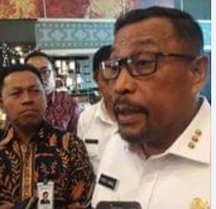 GubbPKM Kota Ambon Jangan  Persulit Akses Warga Salahutu-Leihitu