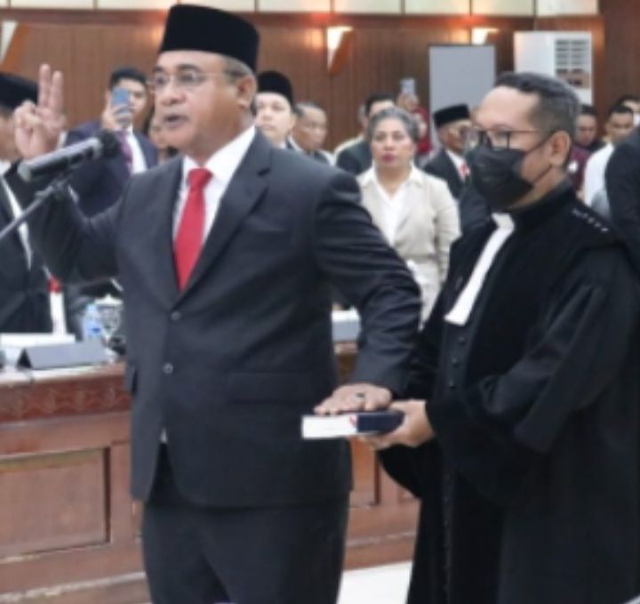 GUB HADIRI PELANTIKAN JJ LEWERISSA ANGGOTA DEWAN PARTAI GERINDRA