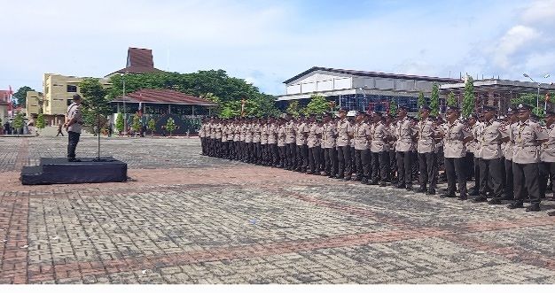 KAPOLDA LANTIK 177 BINTARA POLDA MALUKU