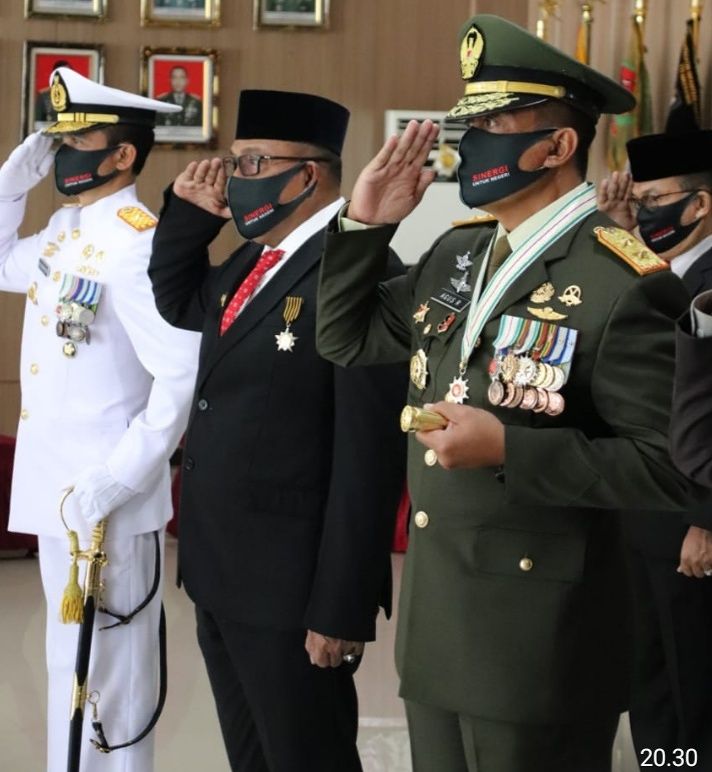 Presiden Pimpin HUT TNI, Gubernur-Forkopimda Ikut Di Makodam