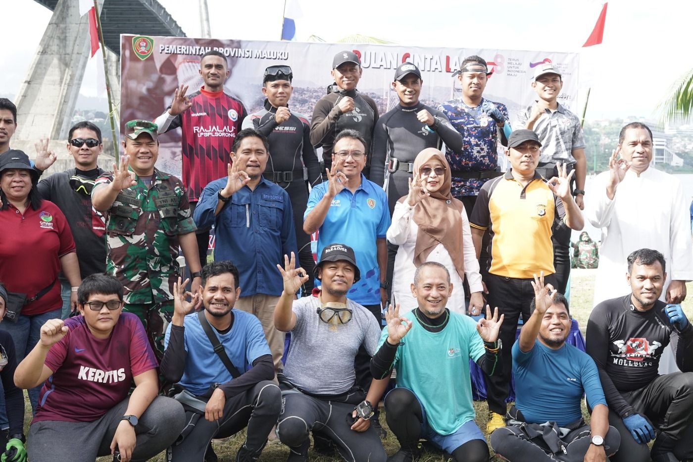 Dinas Kelautan dan Perikanan Maluku Gelar Bersih Pantai