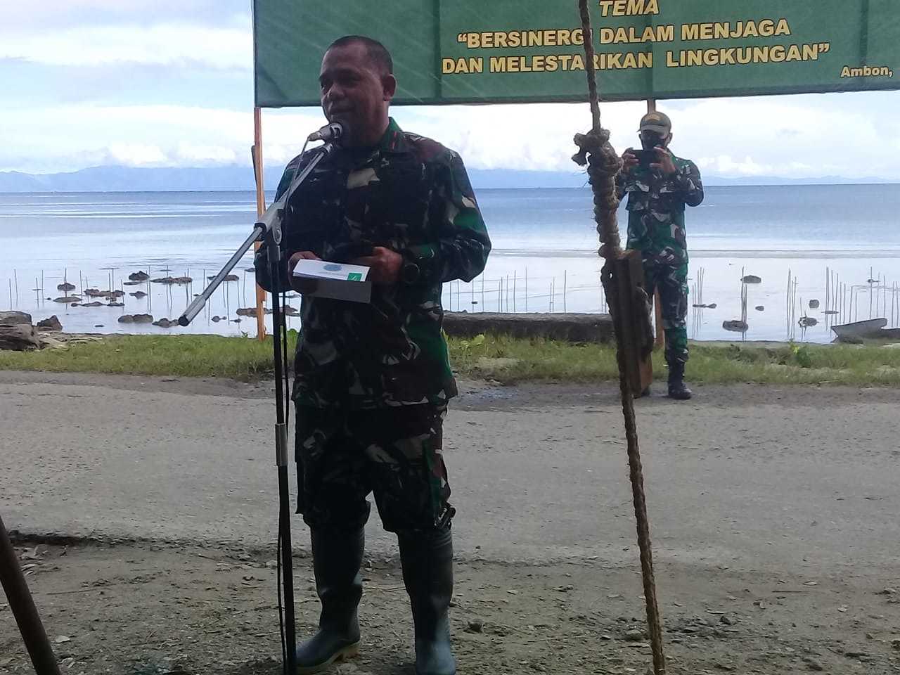 Peduli Lingkungan Hidup, Danrem 151 Binaiya Tanam 1000 Mangrove di Negeri Wakal