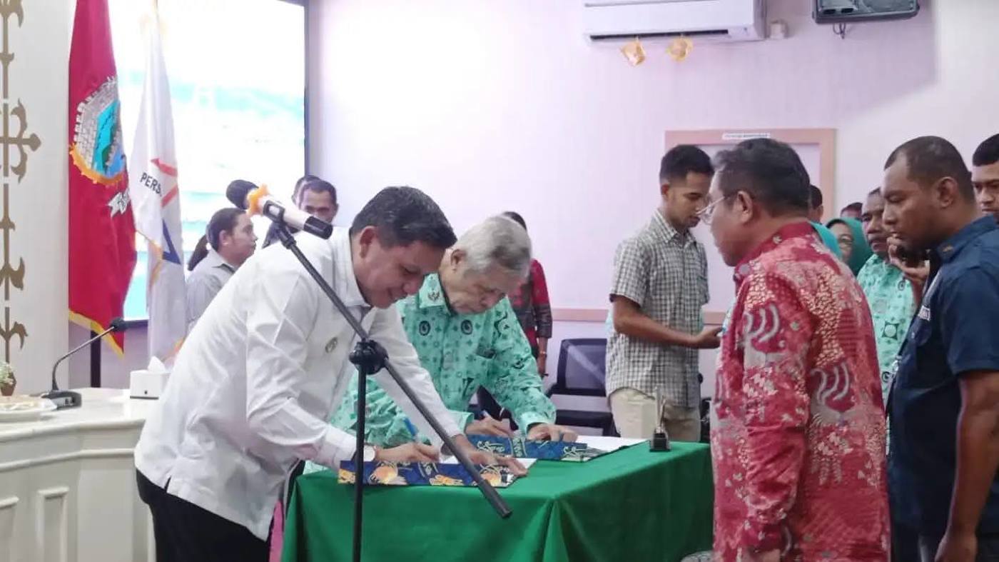 Penjabat Wali Kota Ambon Lantik Pengurus Cabang Persatuan Pensiunan RI Daerah Kota Ambon