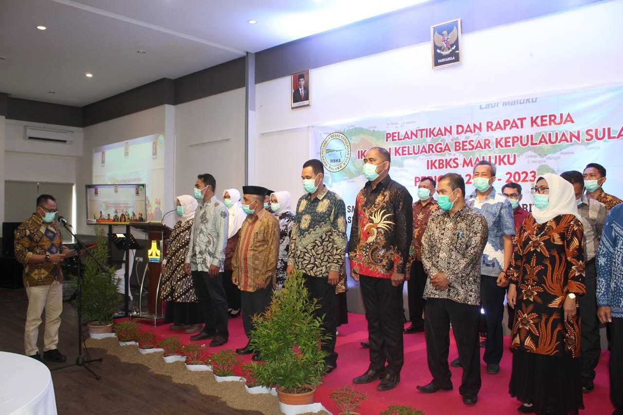 Sekda Maluku Lantik Pengurus IKBKS Periode 2019-2023