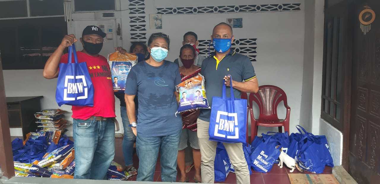 Tim Relawan BMW:Salurkan Bantuan Kepada Warga Ambon di Tengah Pandemi Covid-19