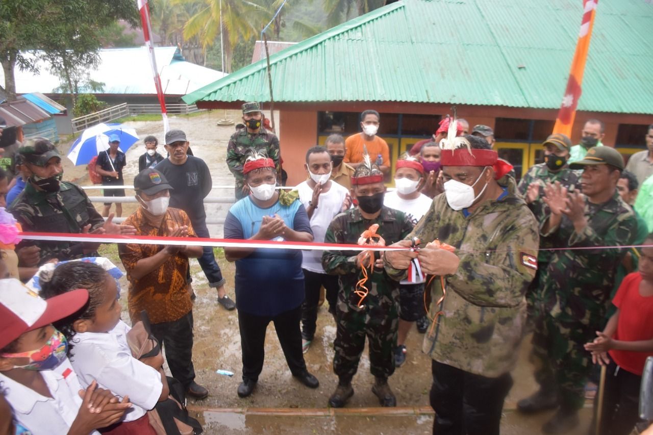 Peduli Pendidikan,  Danrem 151/Binaiya Resmikan Walang Balajar