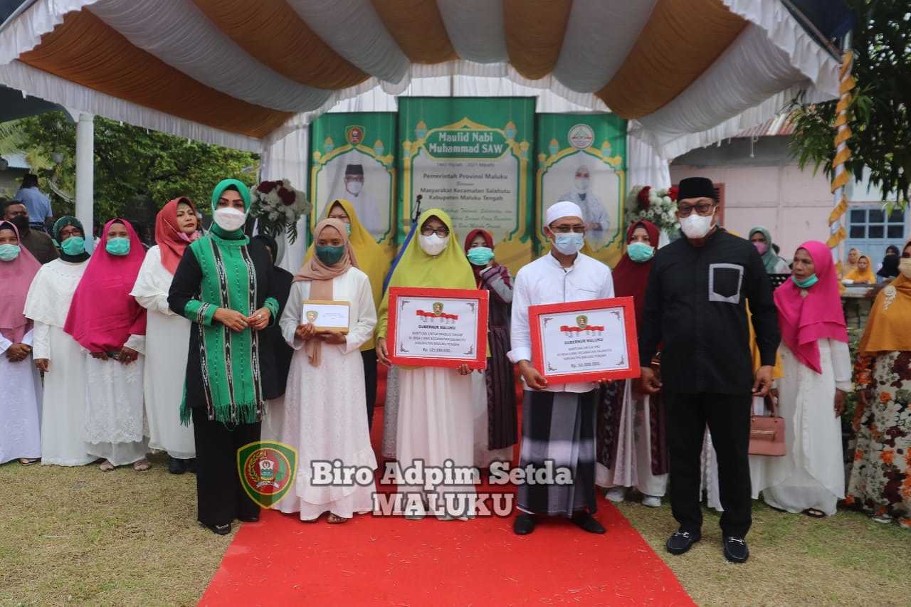 Gubernur Murad dan Istri Hadiri Maulid Nabi Muhammad SAW di Negeri Liang 