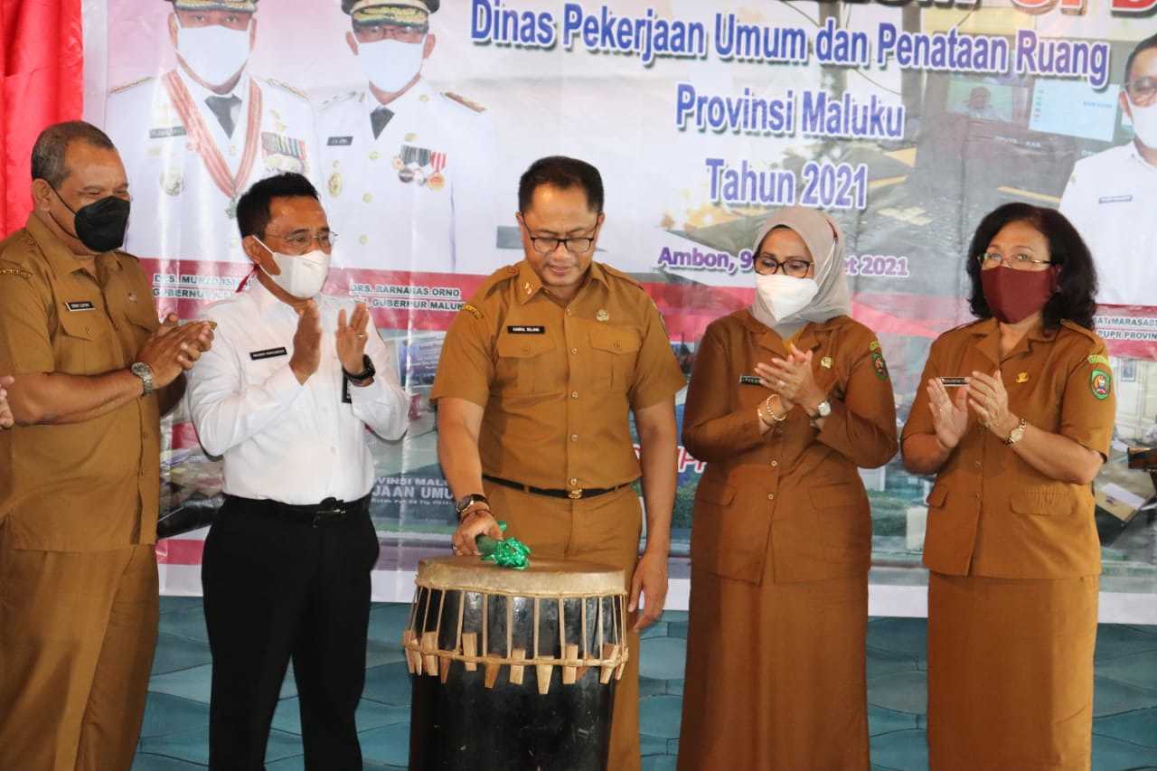 Sekda Buka Rapat Forum OPD PUPR Maluku Tahun 2021