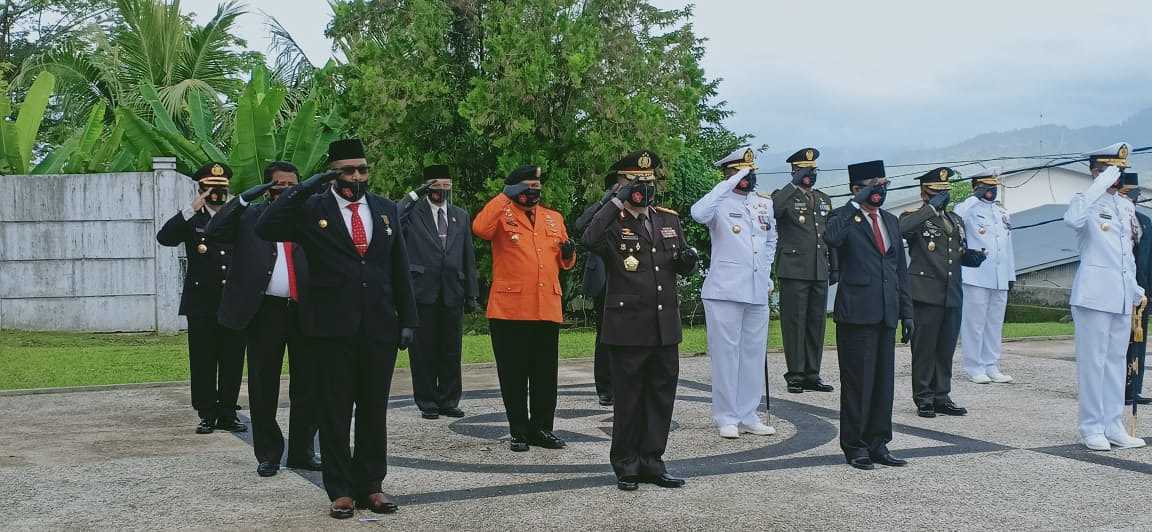 Gubernur Maluku dan Forkopimda Hadiri Upacara Ziarah HUT ke-75 TNI